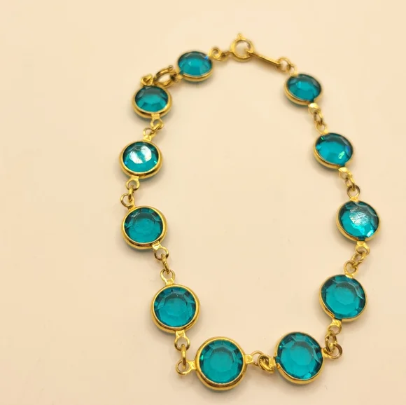 Vintage Swavorski Dark Blue Circle Crystal Gold tone Bracelet
